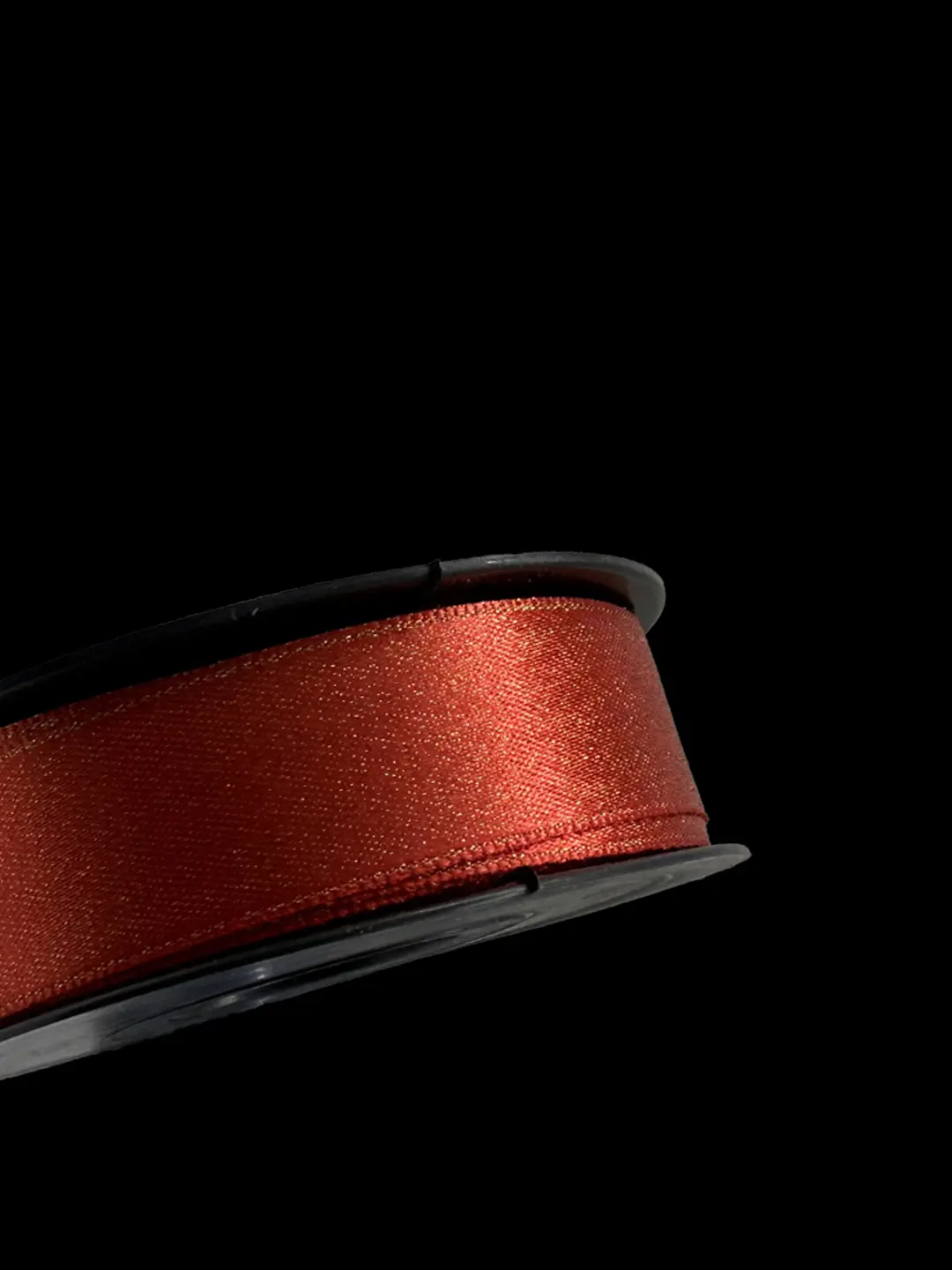 شريط الساتان كإكسسوار لا غنى عنه في صناعة الملابس الجاهزة والملابس الداخلية